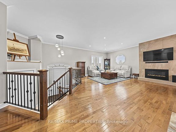 5th image of 3421 Summerbreeze Dr