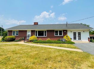 8516 Robinson Rd, Dayton, VA 22821