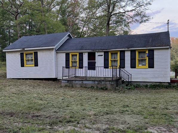 6240 S La Belle Dr, Idlewild, MI 49642