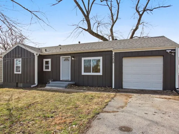 3208 N Pleasant St, Independence, MO 64050