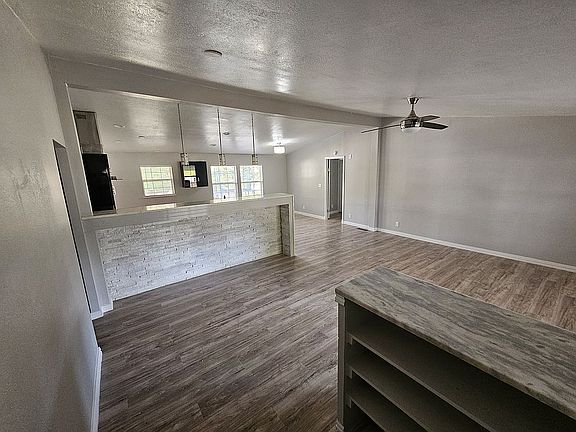 5th image of 10973 S 251 East Ave