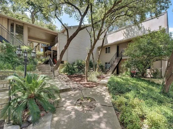 3018 S 1st St APT 218, Austin, TX 78704