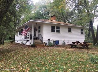 16560 720th Ave, Albert Lea, MN 56007