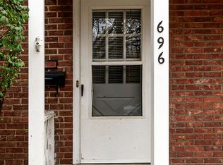 696 Perkinswood Blvd SE, Warren, OH