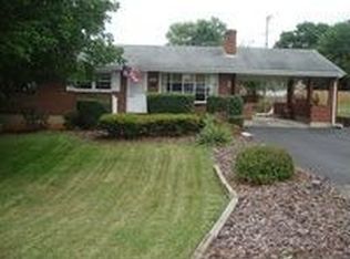 5411 Darby Rd, Roanoke, VA 24012
