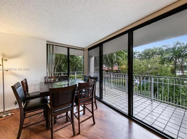 2000 Towerside Ter APT 412, Miami, FL 33138