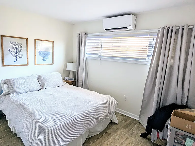 bedroom #1