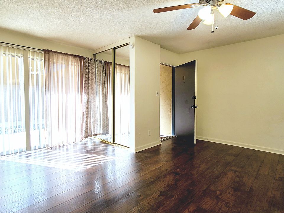1st image of 1110 24th St APT 11