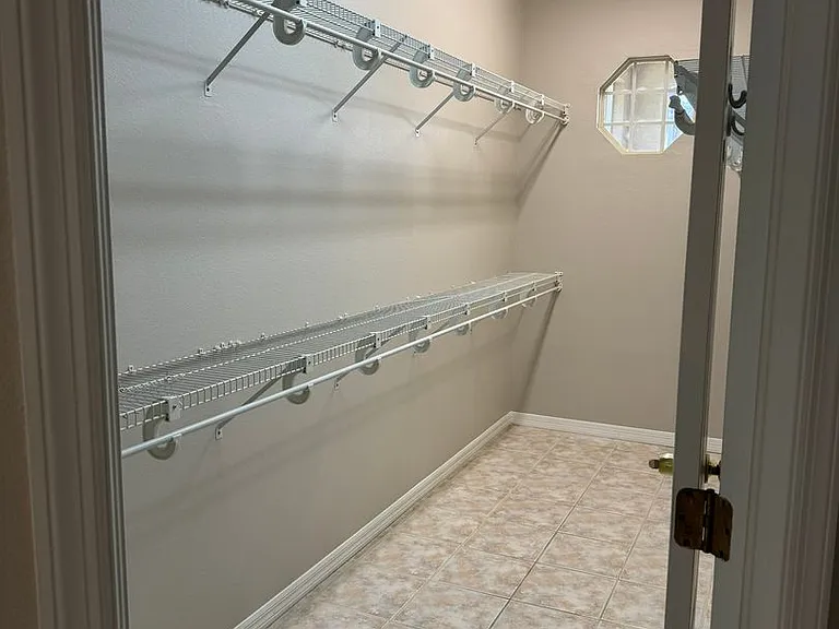 5501 Reflections Blvd — Photo 12