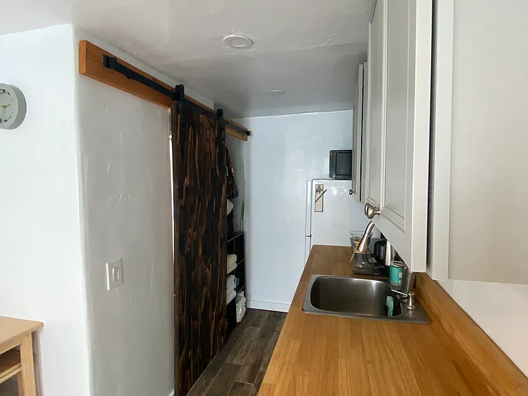 260 W Prospect St #B — Photo 6