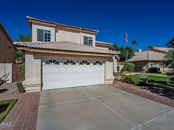 2nd image of 1444 E Encinas Ave
