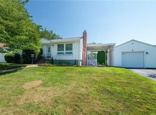 148 Howie Ave, Warwick, RI 02888