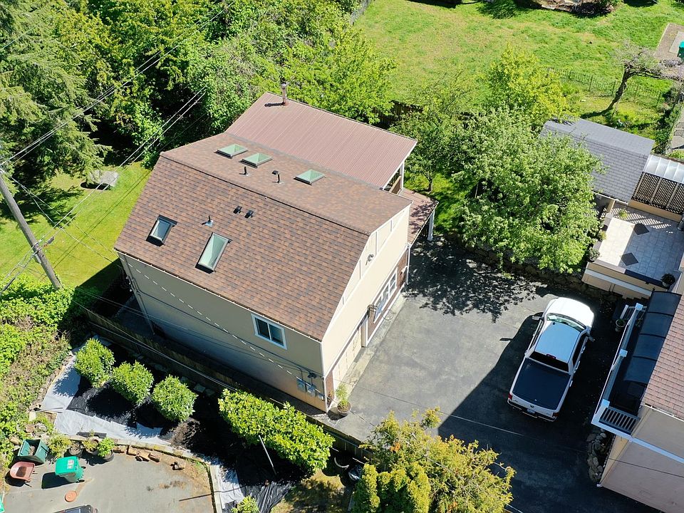 1st image of 16718A 8th Ave NE