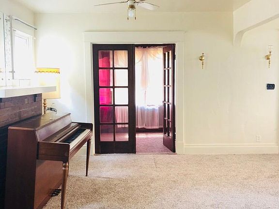 3rd image of 309 Dewey Ave