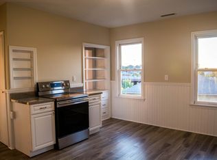 7 Diamond St #3, Worcester, MA 01610