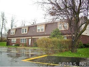 1st image of 35 Dorset Ct
