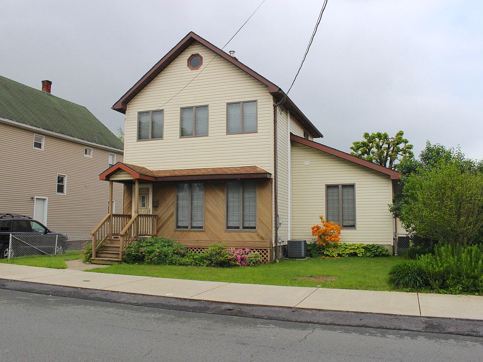 1st image of 633 E Lackawanna St