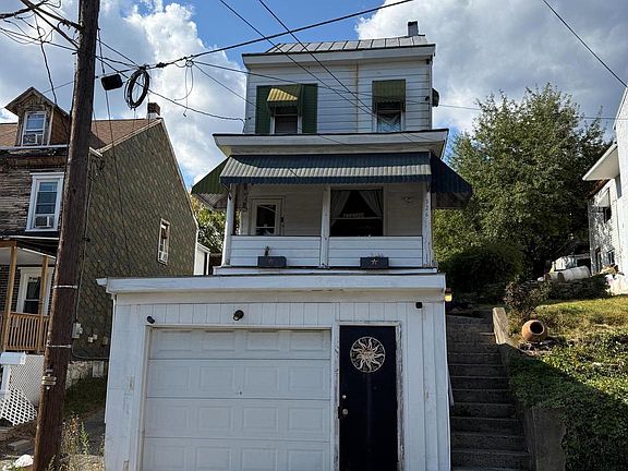 2nd image of 326 E Race St