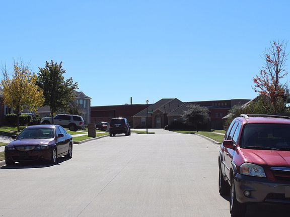 4th image of 1636 Nashwood Dr