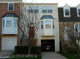 12327 Sleepy Lake Ct, Fairfax, VA 22033