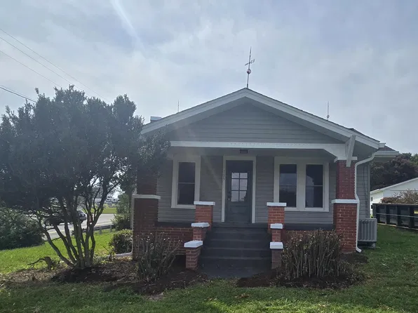 105 Grove St, Johnson City, TN 37615