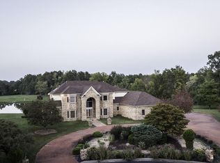 4000 Richview Rd, Mount Vernon, IL 62864