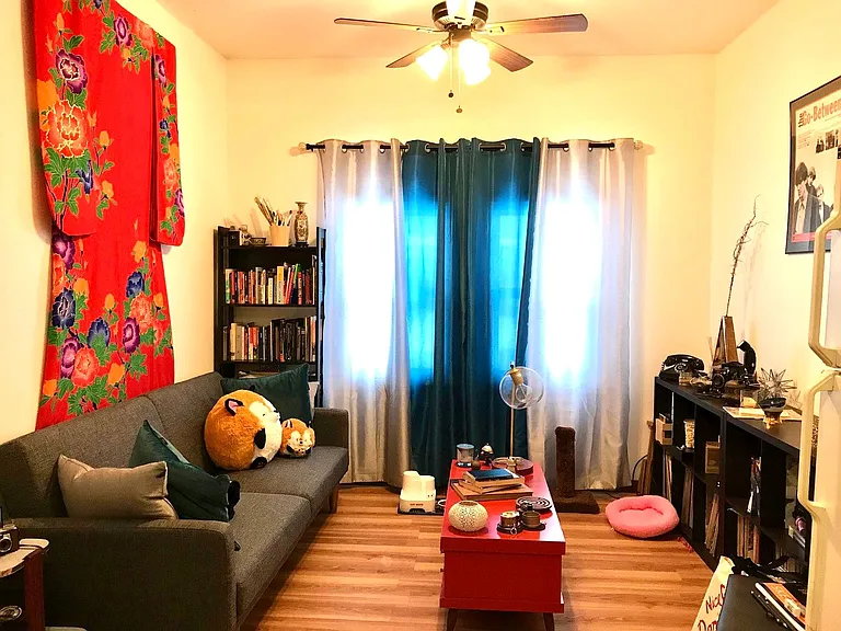 660 Auburn Ave — Photo 2
