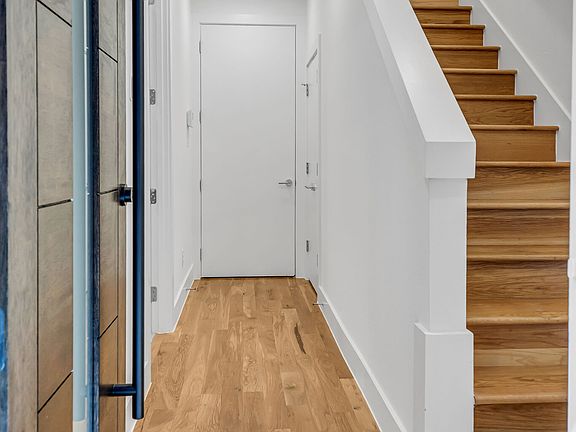 2nd image of 426 W 9th St #108