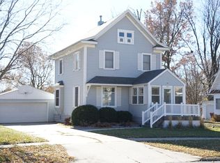 904 W 5th St, Storm Lake, IA 50588