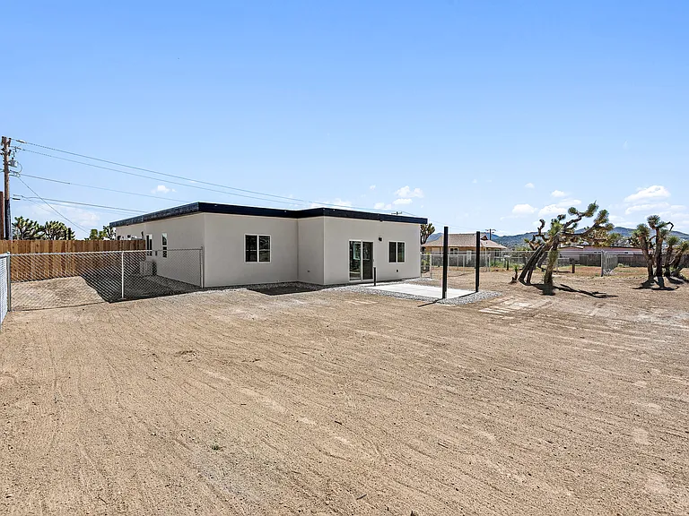 58833 Los Coyotes Dr #1 — Photo 15