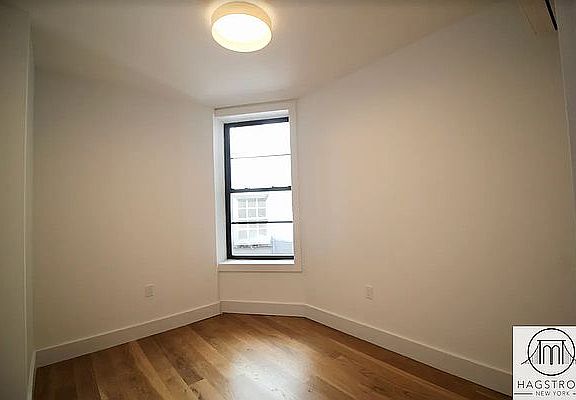 5th image of 327 E 93rd St #4B