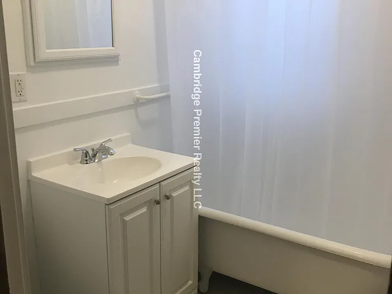 154 Summer St #3 — Photo 5