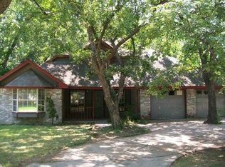 416 Clark St, Irving, TX 75060