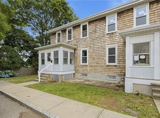 19 Princeton St, Newport, RI 02840