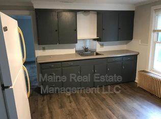 302 Turner St APT C, Auburn, ME 04210