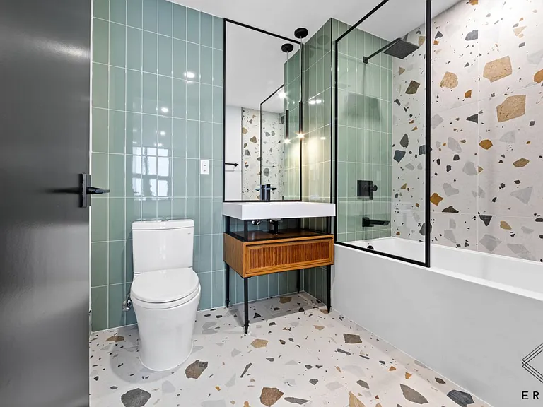828 New York Ave #4E — Photo 10