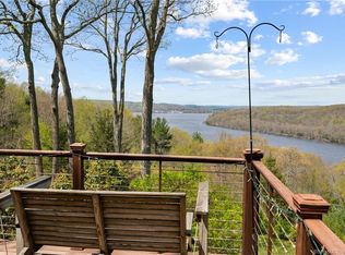 7 Merriwold Ln, Deep River, CT 06417