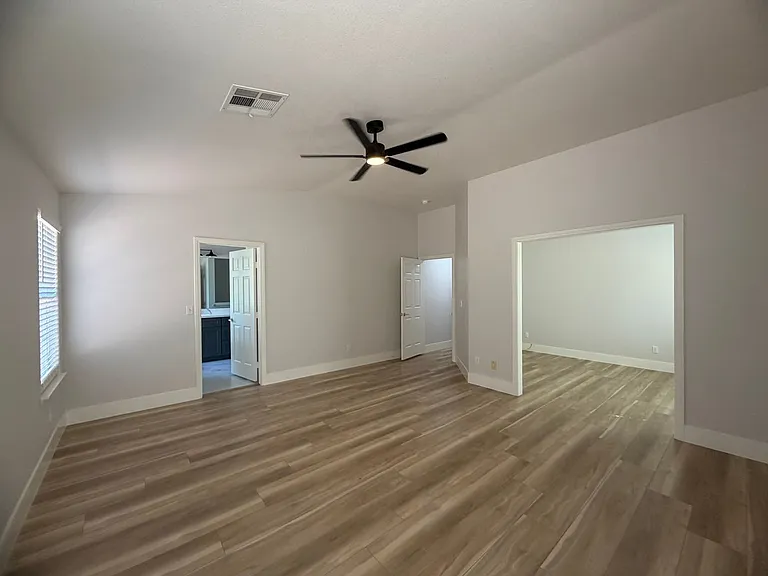 5004 Elm Grove Dr — Photo 23
