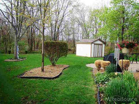 4th image of 42357 Cannon Dr