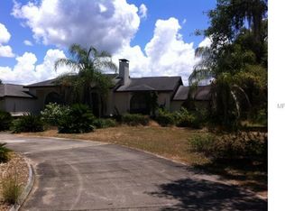 26808 Bloomfield Ave, Yalaha, FL 34797