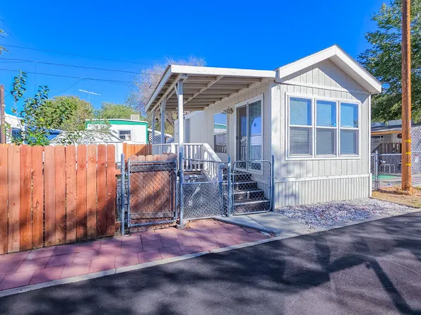 45446 7th St E #17, Lancaster, CA 93535