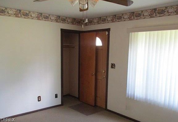 5th image of 1047 W 30th St