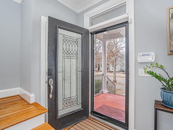 5th image of 220 Ansonborough Rd