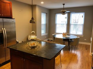 1330 W Argyle St APT 1E, Chicago, IL 60640
