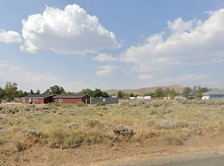 175 Jackdaw Cir, Washoe Valley, NV 89704