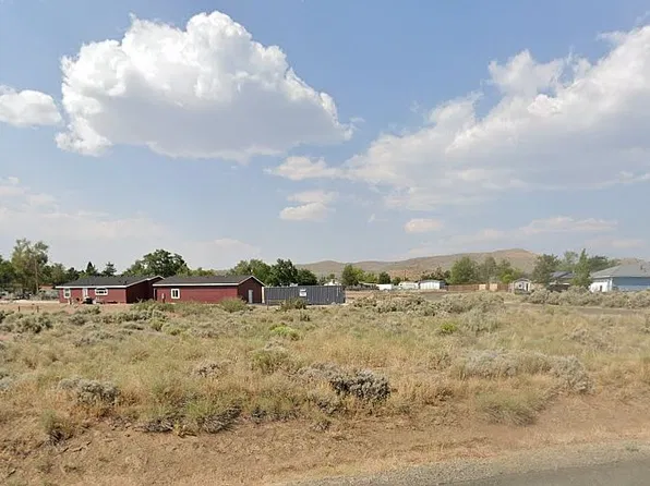 175 Jackdaw Cir, Washoe Valley, NV 89704