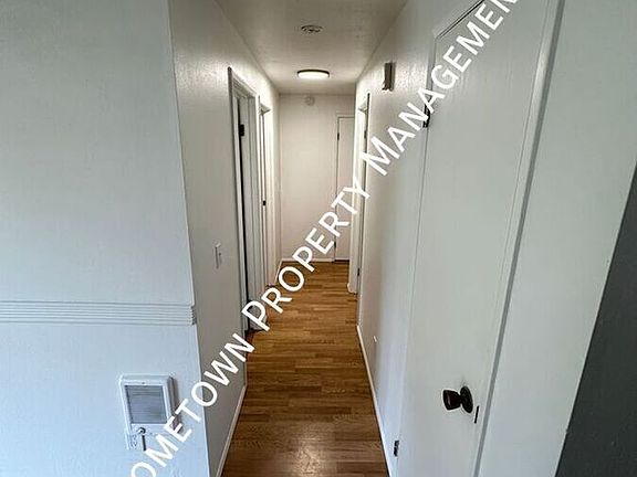5th image of 8806 Skokomish Way NE