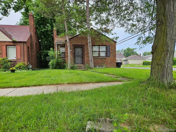9665 Coyle St, Detroit, MI 48227