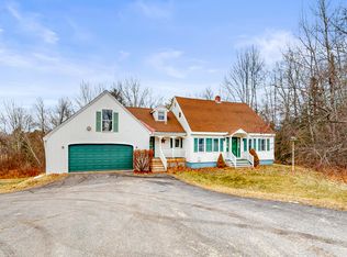 703 Middle Rd, Sabattus, ME 04280