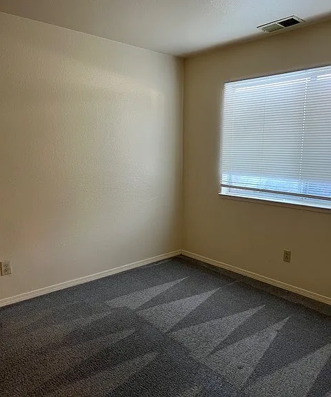 7677 Wells Ave — Photo 7